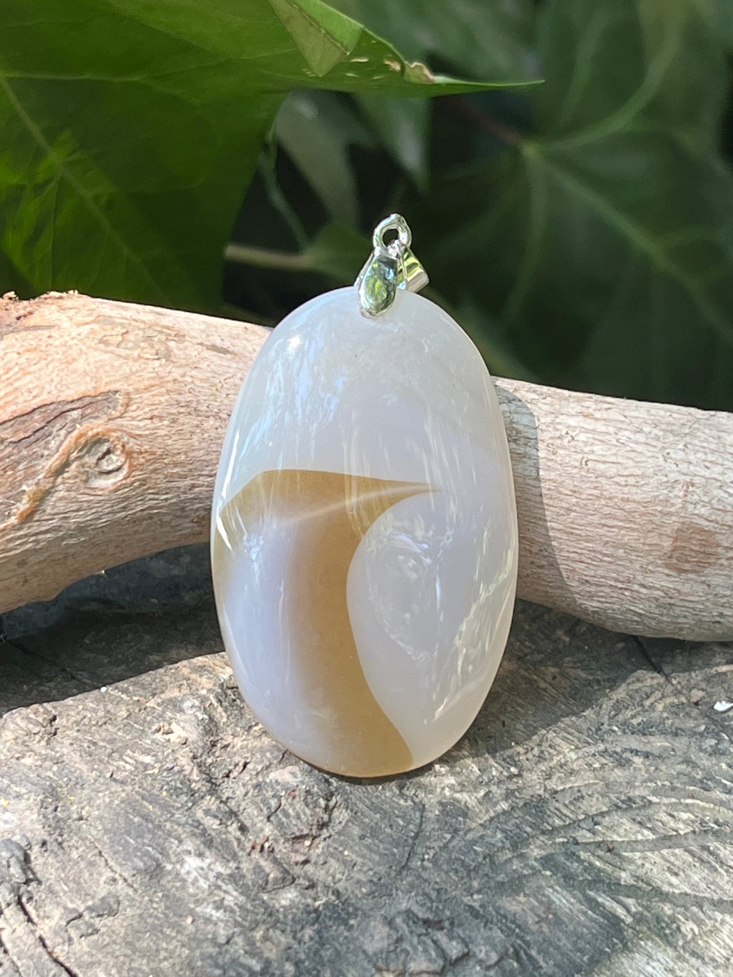 Unique Sterling Silver Scenic Agate