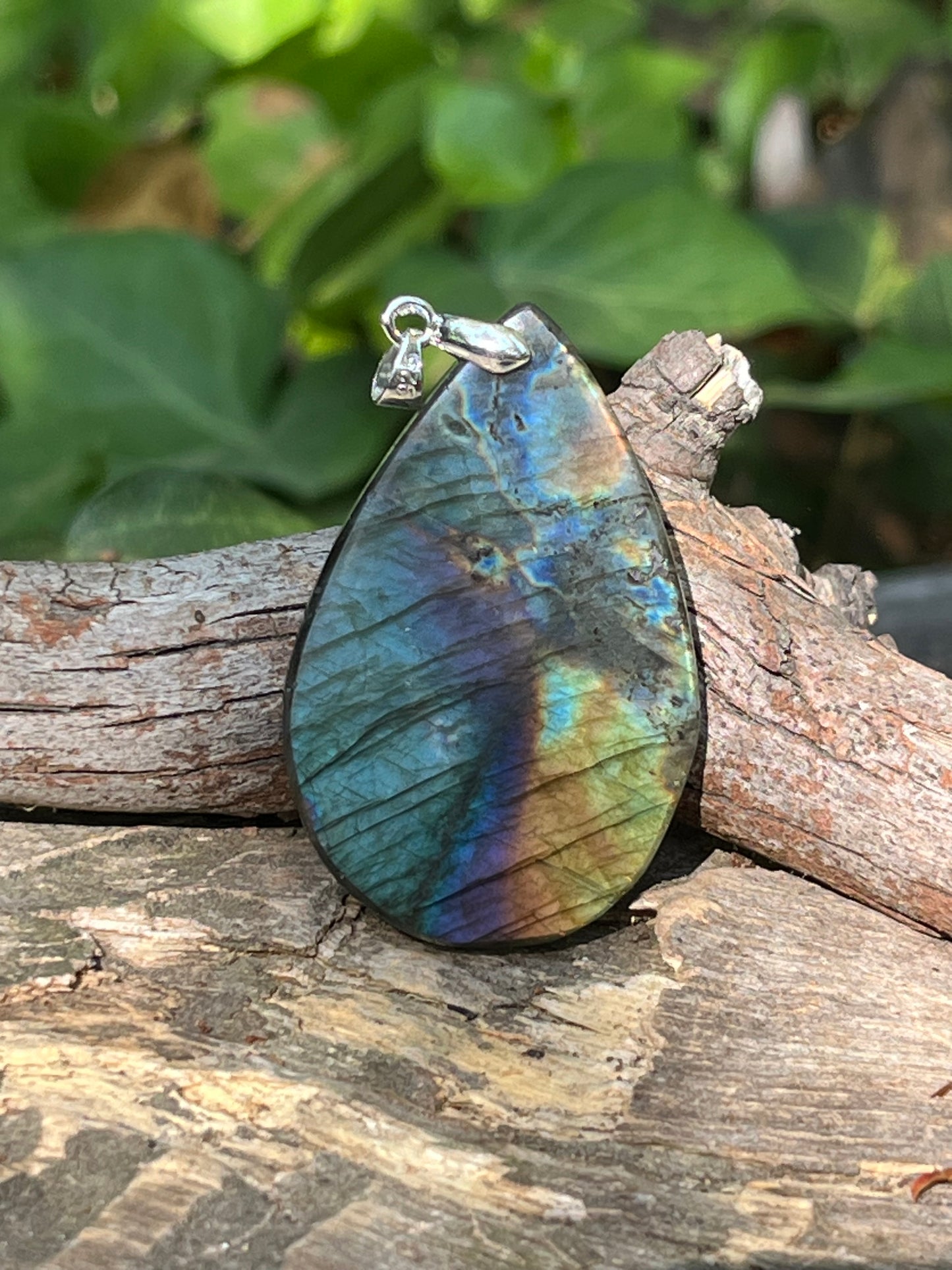 Sterling Silver Rainboe Color Labradorite Pendant